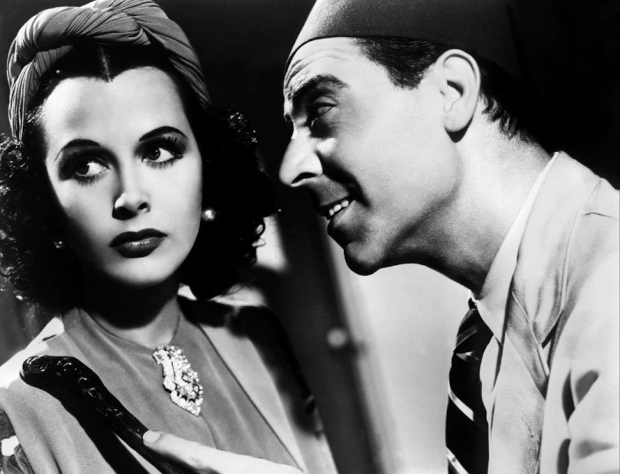 Photo of Hedy Lamarr and Joseph Calleia from the 1938 movie Algiers